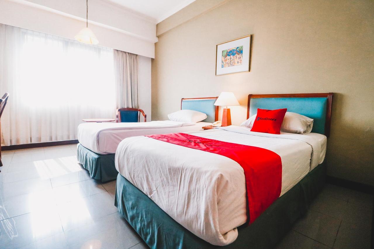 Reddoorz Plus Near Monumen Nasional Jakarta Jacarta Exterior foto
